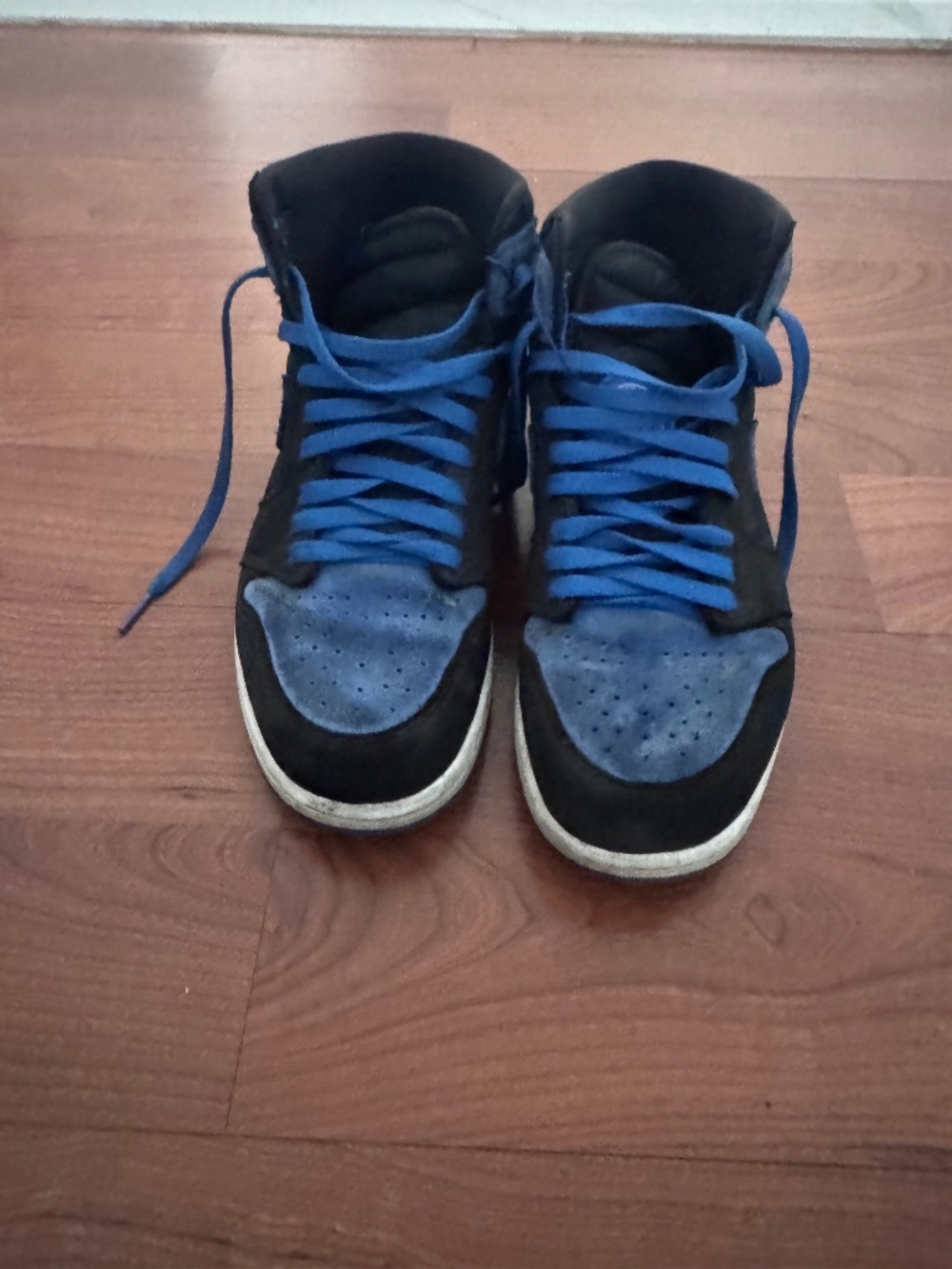 Men’s Nike air Jordan’s size 9.5